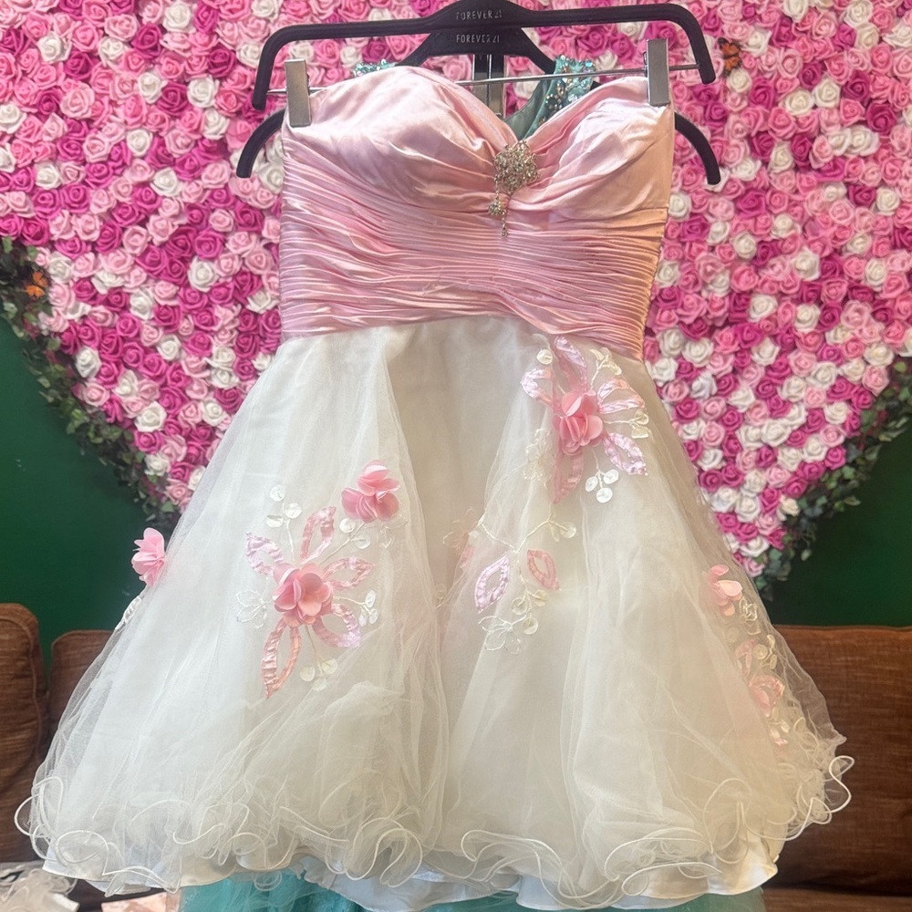 💚 Oasis Pink and White Floral Kids Dress